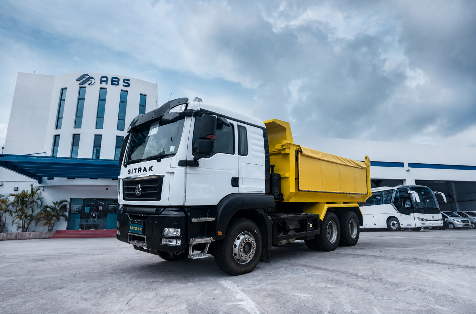 Tipper Truck 28 ton